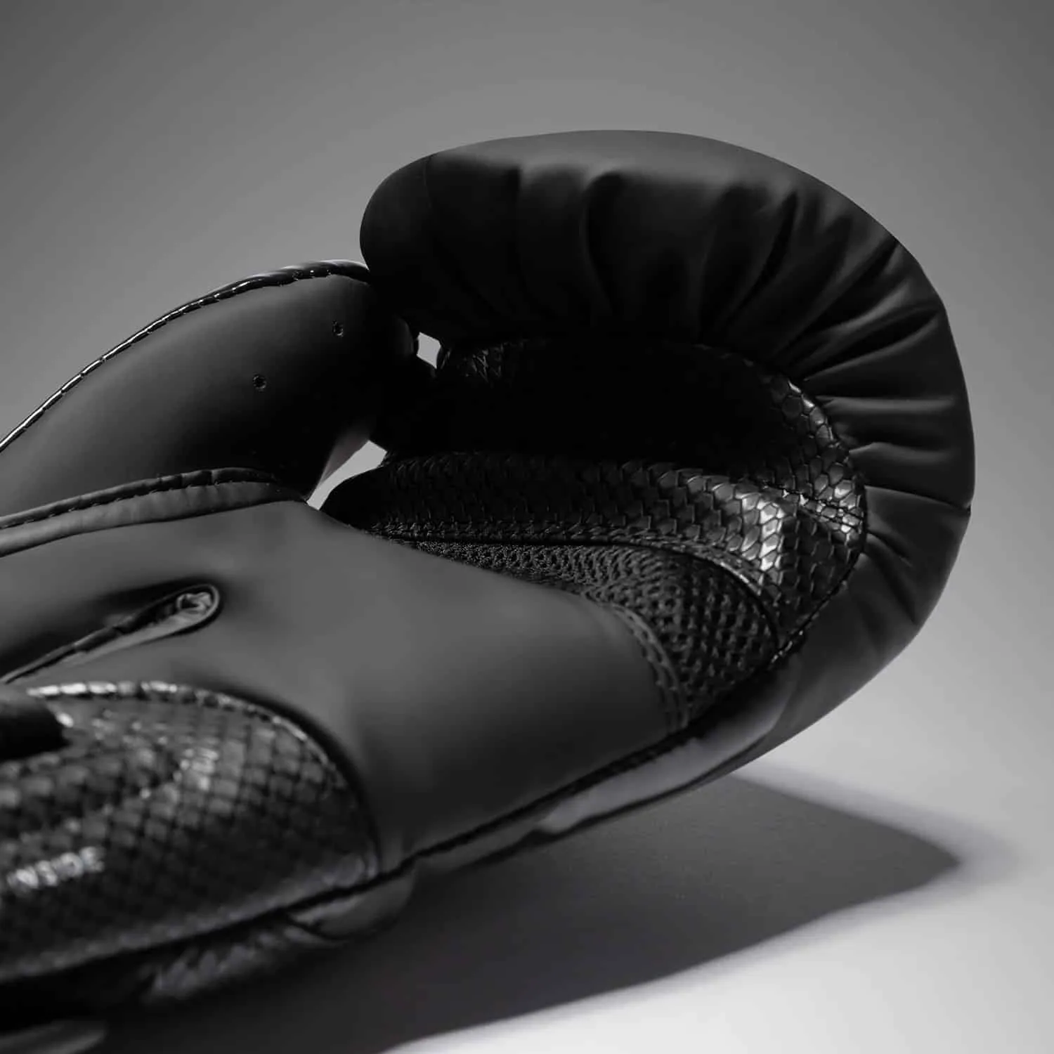 Venum Bokshandschoenen Challenger 4.0 Scales Black - Afbeelding 4